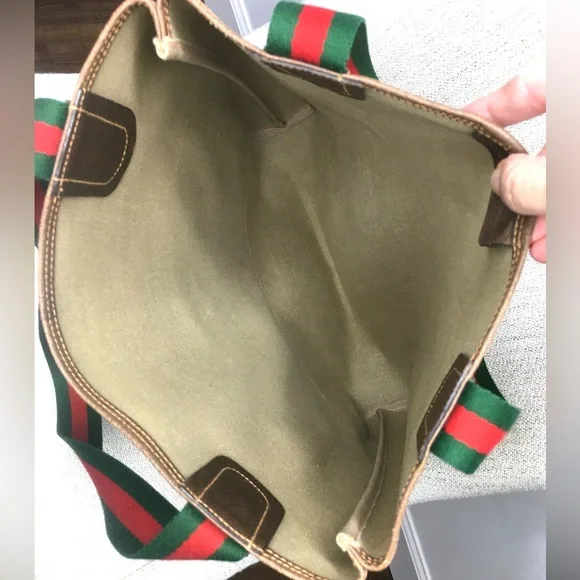 Gucci authentic brown monogram coated canvas tote bag - Picture 13 of 15